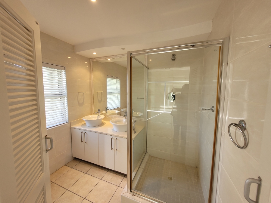 3 Bedroom Property for Sale in Summerstrand Eastern Cape